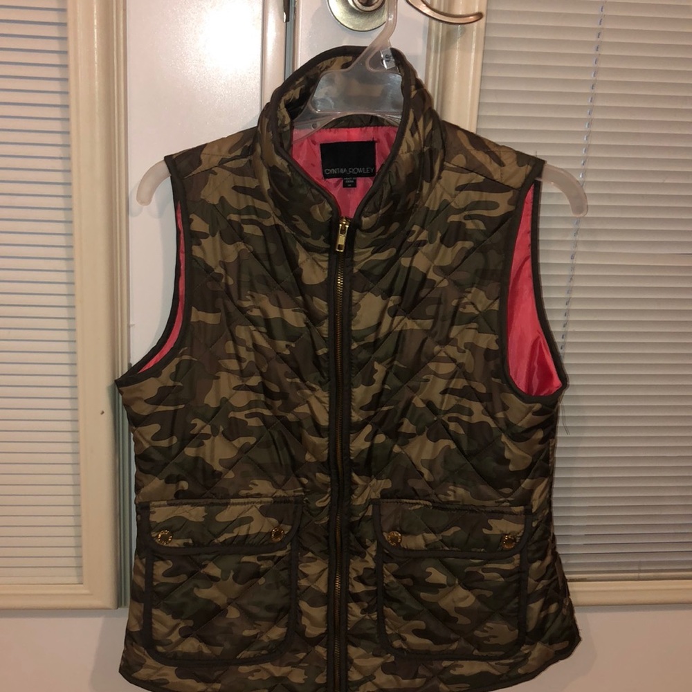 CYNTHIA ROWLEY camouflage vest